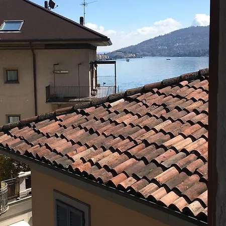 Elilia Apartament *